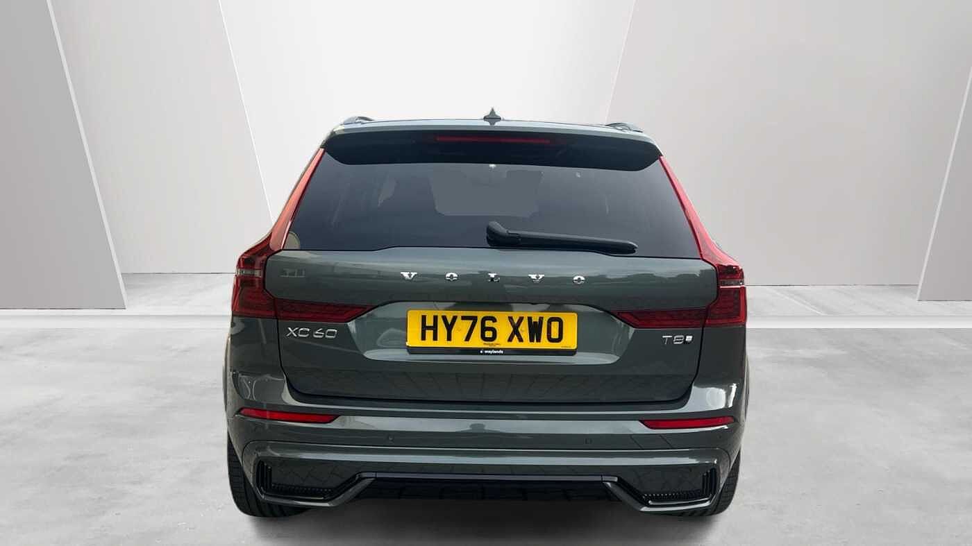 Volvo XC60 Ultra, T8 AWD Plug-in hybrid, Electric/Petrol, Dark (Bowers&Wilkins)