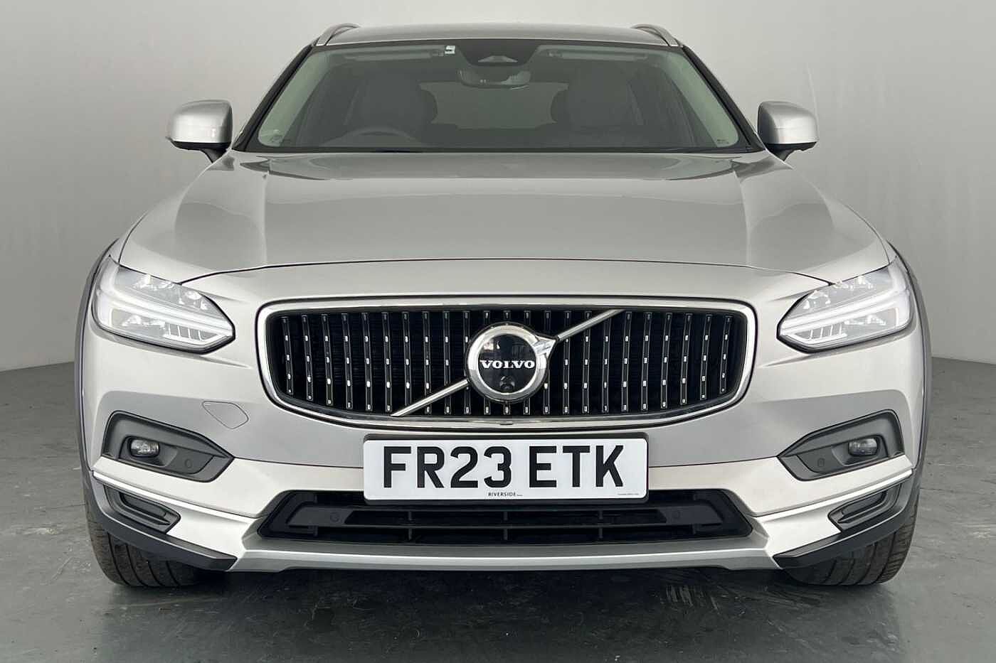 Volvo V90 Cross Country Plus, B5 AWD mild hybrid, Diesel