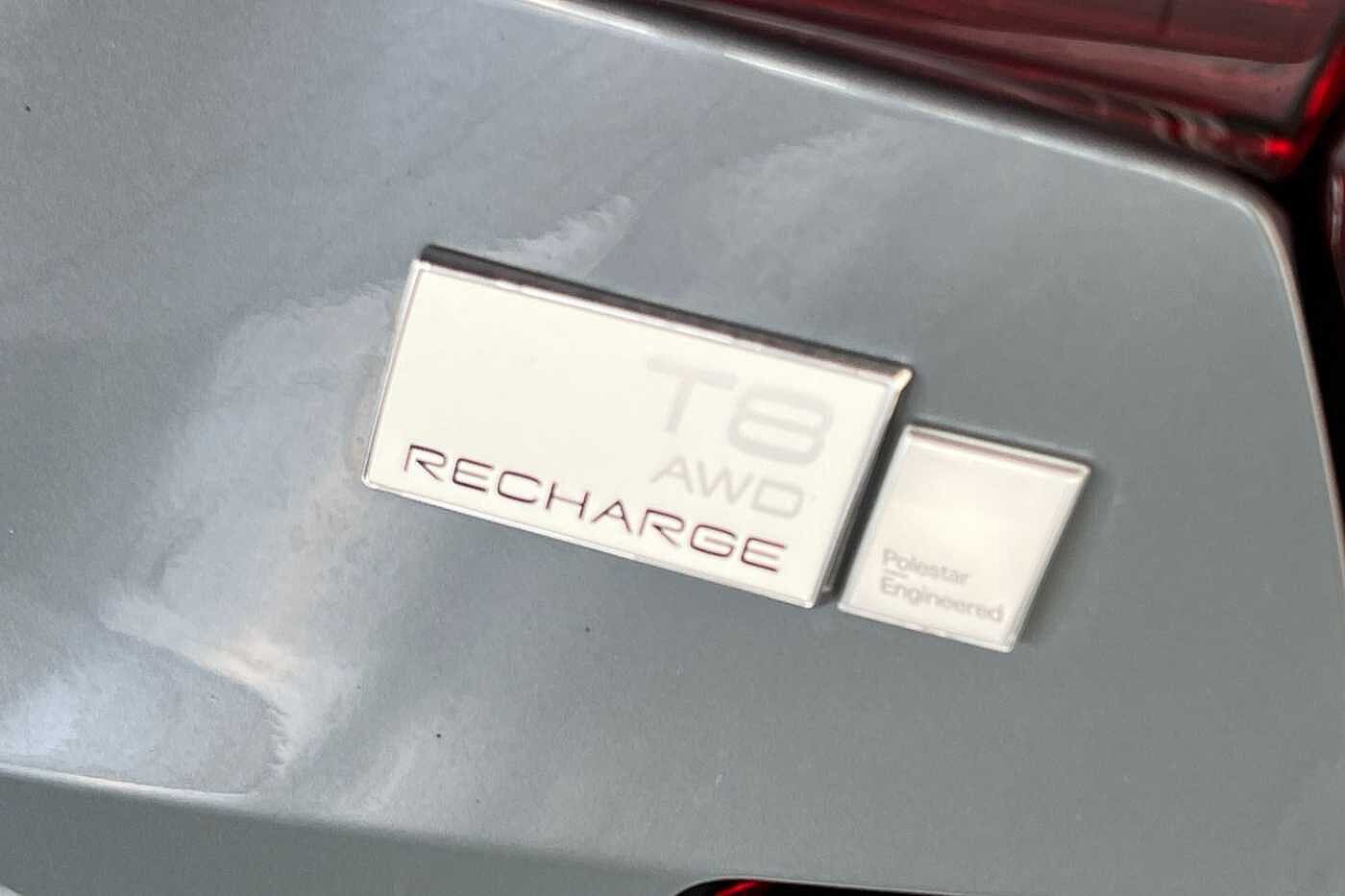 Volvo S60 Recharge Ultimate, T8 AWD Plug-in hybrid, Petrol, Dark