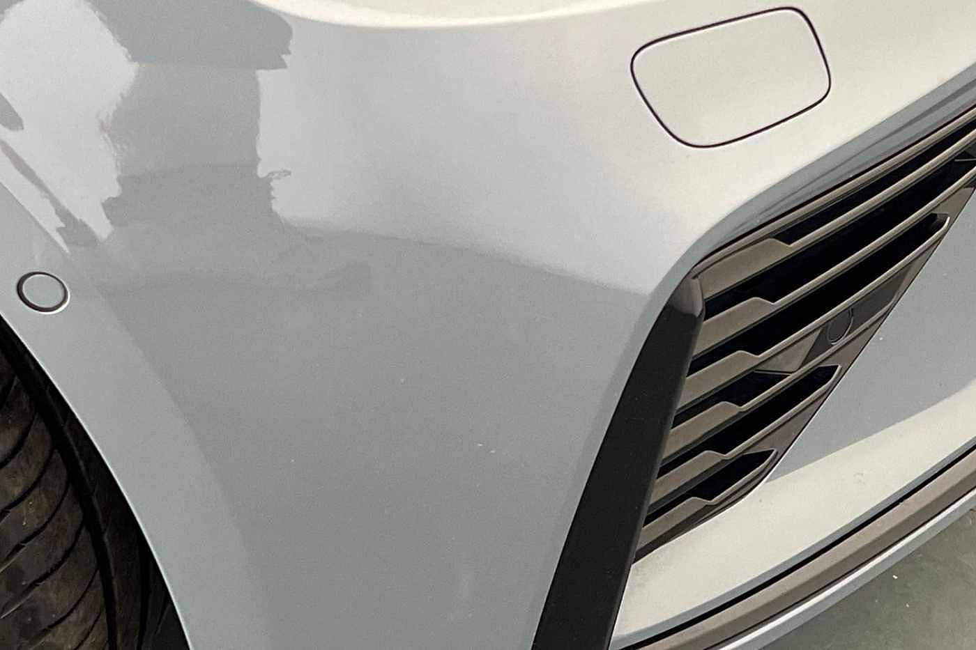 Volvo S60 Recharge Ultimate, T8 AWD Plug-in hybrid, Petrol, Dark