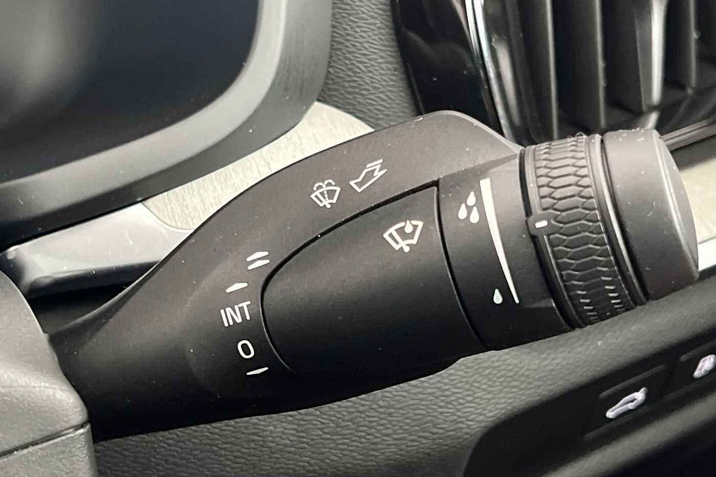 Volvo S60 Recharge Ultimate, T8 AWD Plug-in hybrid, Petrol, Dark