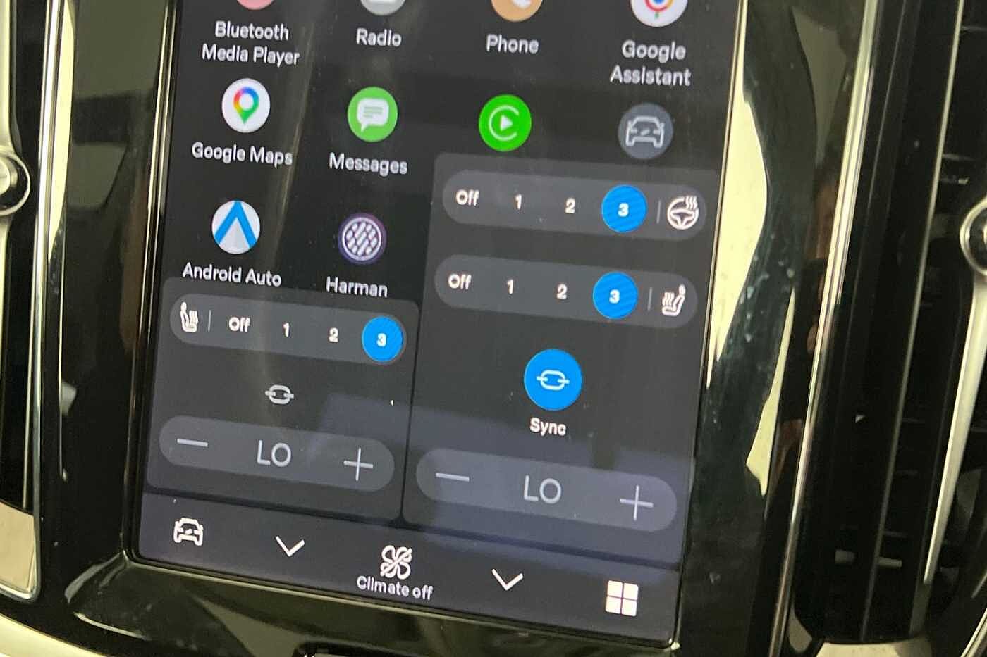 Volvo S60 Recharge Ultimate, T8 AWD Plug-in hybrid, Petrol, Dark