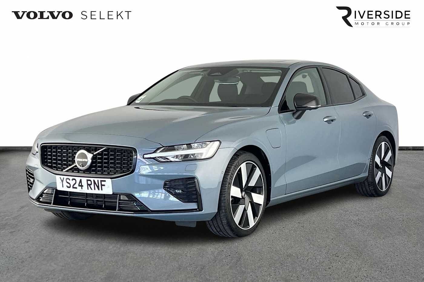 Volvo S60 Recharge Ultimate, T8 AWD Plug-in hybrid, Petrol, Dark