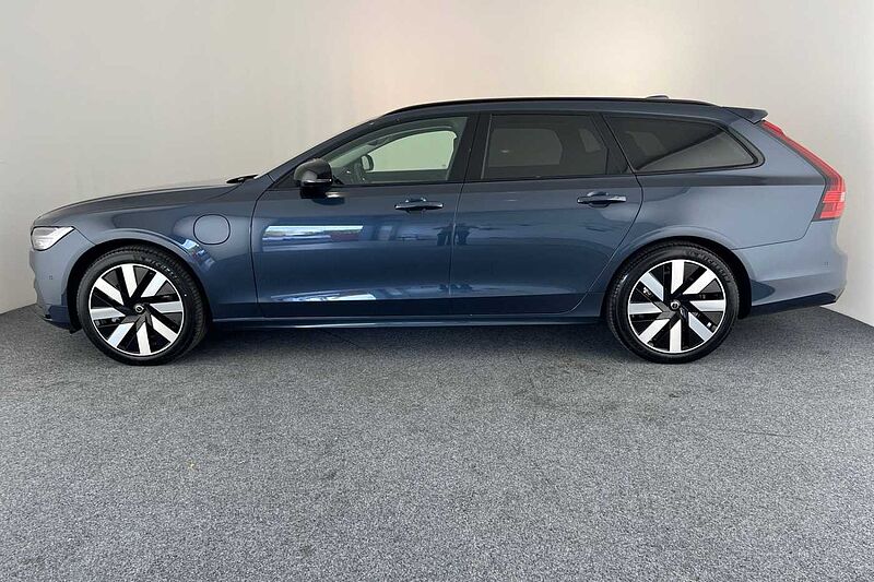 Volvo V90 Plus, T6 AWD Plug-in hybrid, Electric/Petrol, Dark