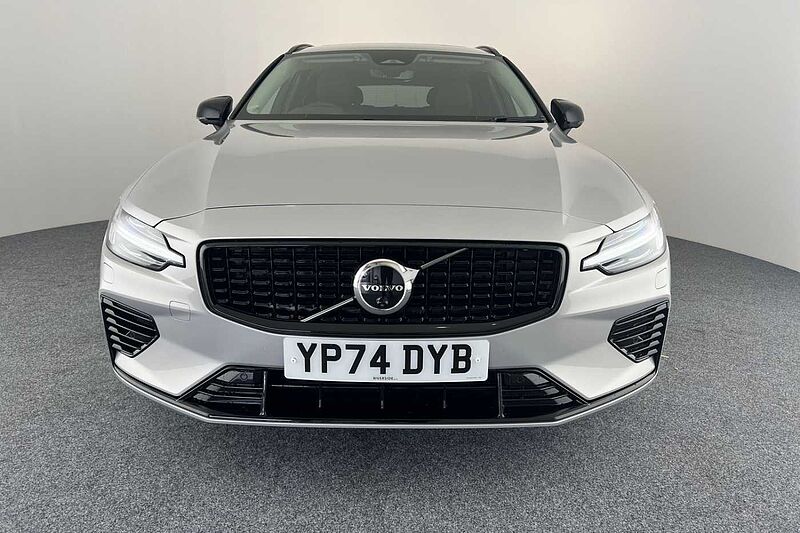 Volvo V60 Ultra, T8 AWD Plug-in hybrid, Electric/Petrol, Dark (Sunroof: 360 camera)