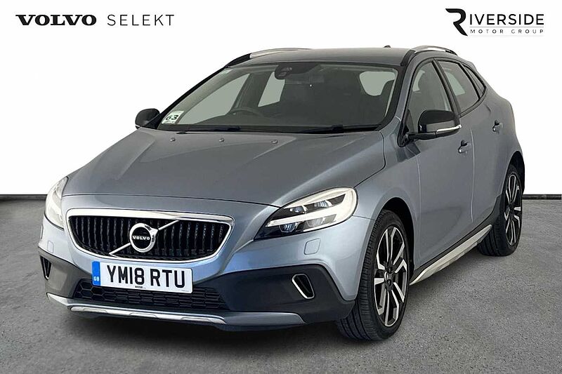 Volvo V40 Cross Country T3 Pro Automatic (Winter Pack)