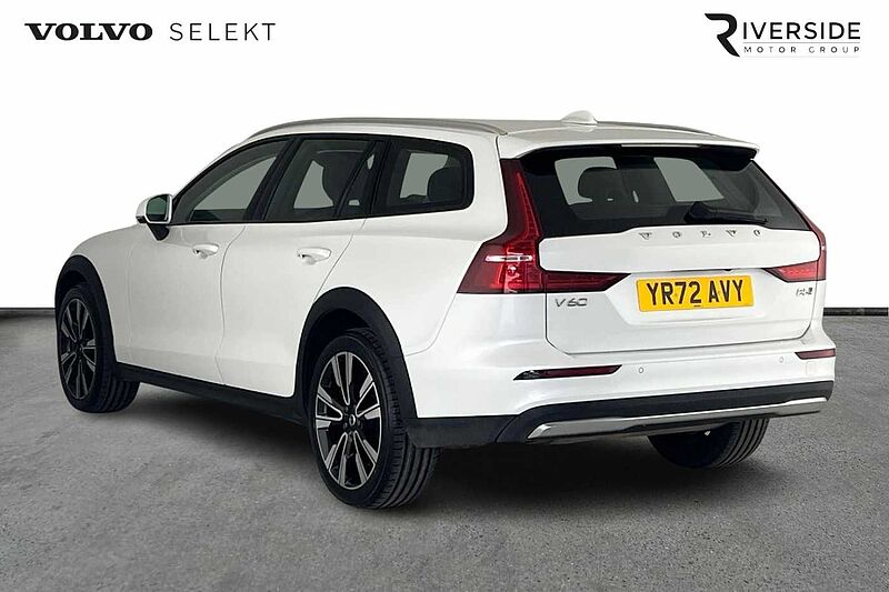 Volvo V60 Cross Country Plus, B5 AWD mild hybrid, Petrol