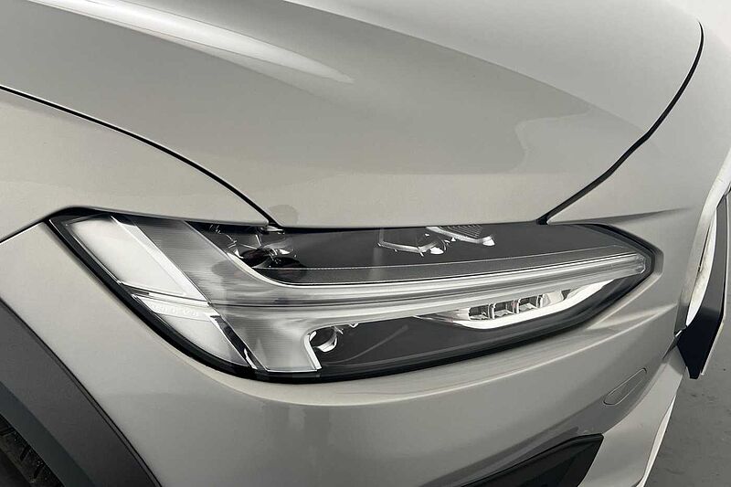 Volvo V90 Cross Country Plus, B5 AWD mild hybrid, Diesel