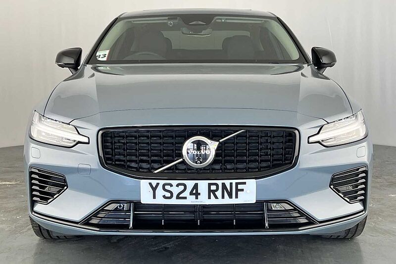 Volvo S60 Recharge Ultimate, T8 AWD Plug-in hybrid, Petrol, Dark