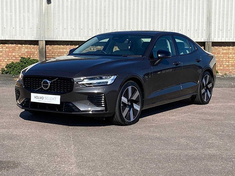 Volvo S60 Recharge Ultimate, T8 AWD Plug-in hybrid, Electric/Petrol, Dark