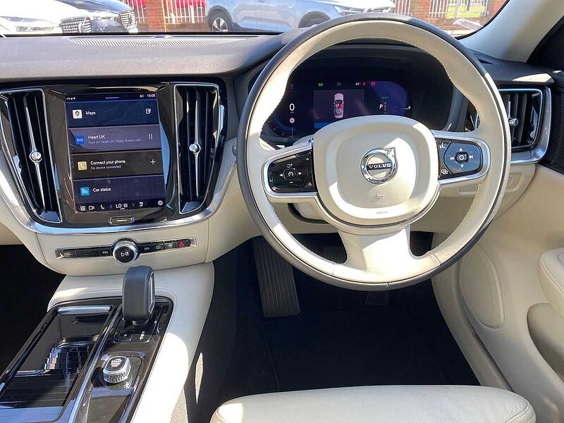Volvo S60 Recharge Ultimate, T8 AWD Plug-in hybrid, Electric/Petrol, Dark