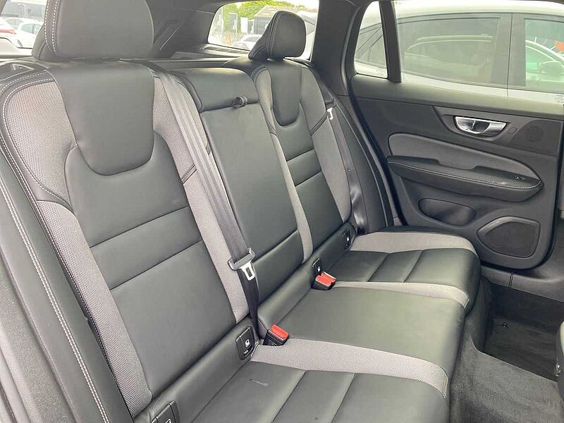 Volvo V60 2.0 B5P Cross Country Ultimate 5Dr Awd Auto