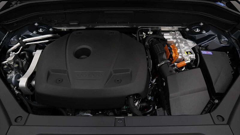 Volvo XC90 Ultra, T8 AWD Plug-in hybrid, Electric/Petrol, Bright, 7 Seats