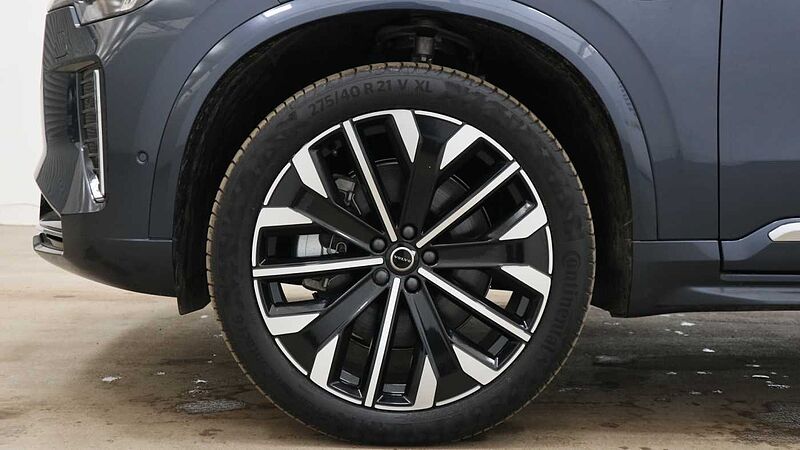 Volvo XC90 Ultra, T8 AWD Plug-in hybrid, Electric/Petrol, Bright, 7 Seats