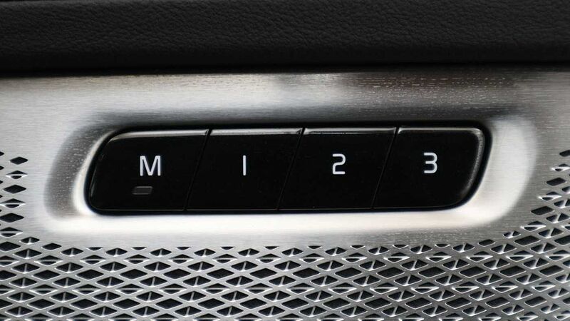 Volvo XC90 Ultra, T8 AWD Plug-in hybrid, Electric/Petrol, Bright, 7 Seats