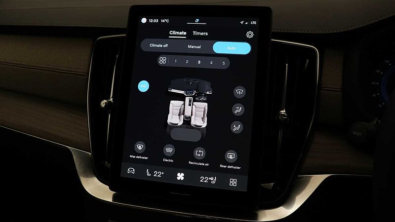 Volvo XC90 Ultra, T8 AWD Plug-in hybrid, Electric/Petrol, Bright, 7 Seats