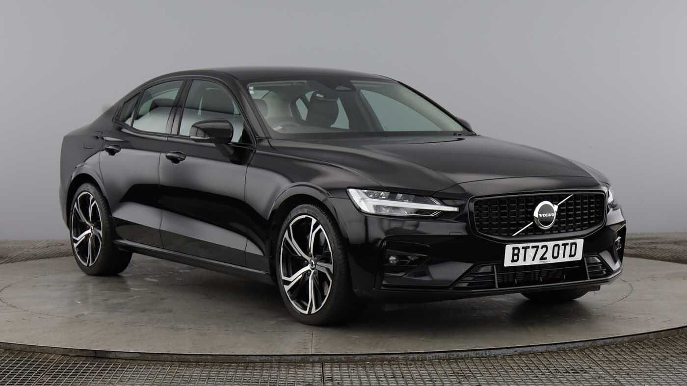 Volvo S60 Plus, B5 mild hybrid, Petrol, Dark