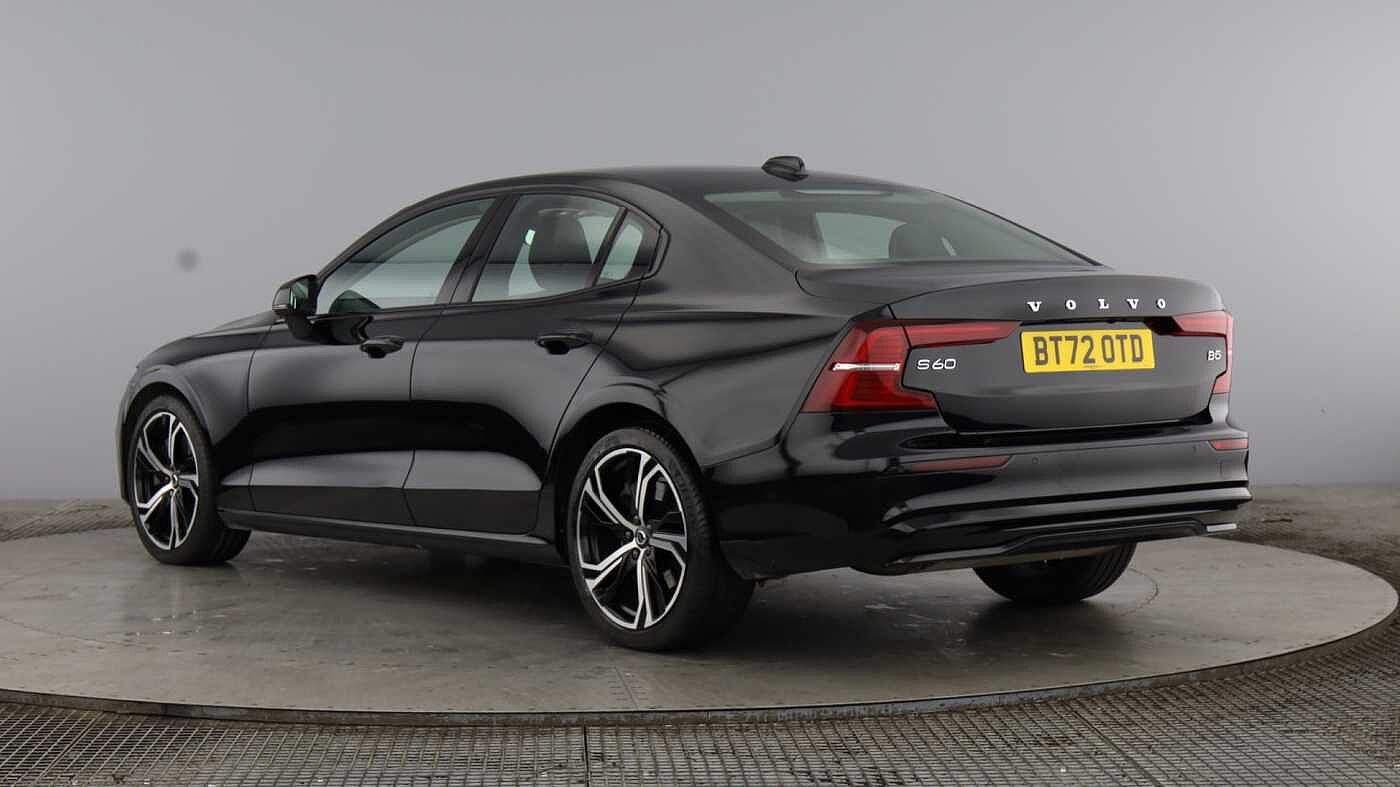 Volvo S60 Plus, B5 mild hybrid, Petrol, Dark