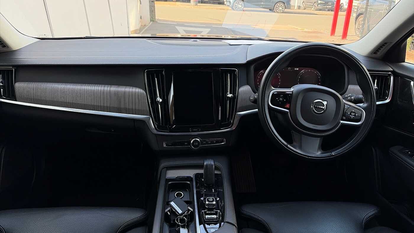 Volvo V90 Cross Country, B6 AWD mild hybrid