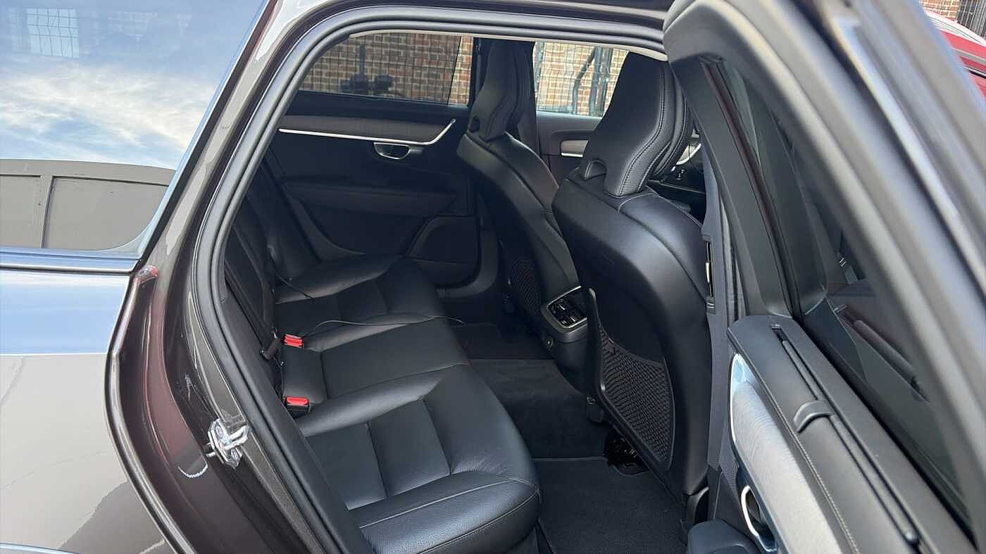Volvo V90 Cross Country, B6 AWD mild hybrid