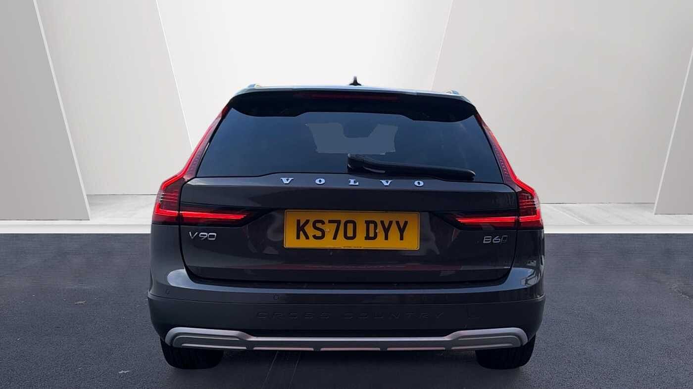 Volvo V90 Cross Country, B6 AWD mild hybrid