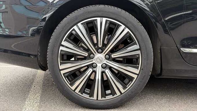 Volvo S90 Recharge Inscription, T8 AWD plug-in hybrid