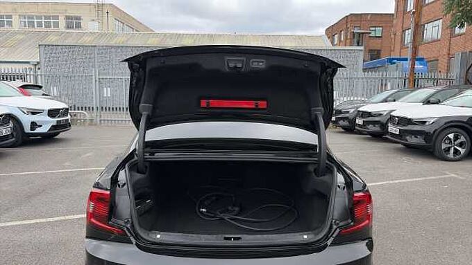 Volvo S90 Recharge Inscription, T8 AWD plug-in hybrid