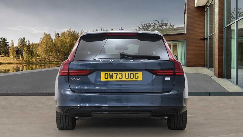 Volvo V90 Recharge Ultimate, T8 AWD Plug-in hybrid, Petrol, Dark