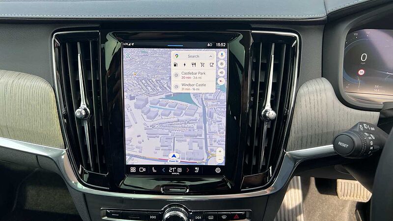 Volvo V90 Ultra, T8 AWD Plug-in hybrid, Electric/Petrol, Dark