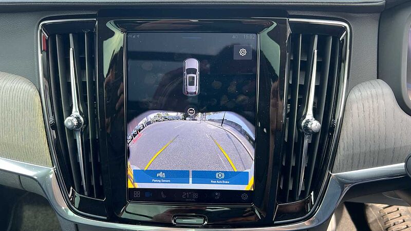 Volvo V90 Ultra, T8 AWD Plug-in hybrid, Electric/Petrol, Dark
