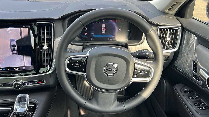 Volvo V90 Ultra, T8 AWD Plug-in hybrid, Electric/Petrol, Dark