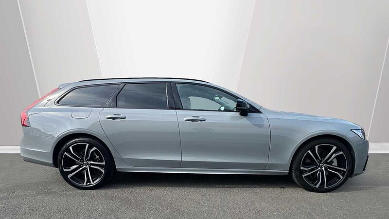 Volvo V90 Ultra, T8 AWD Plug-in hybrid, Electric/Petrol, Dark