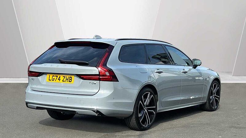 Volvo V90 Ultra, T8 AWD Plug-in hybrid, Electric/Petrol, Dark