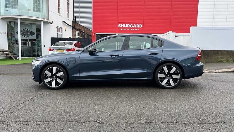 Volvo S60 Recharge Plus, T8 AWD Plug-in hybrid, Electric/Petrol, Dark