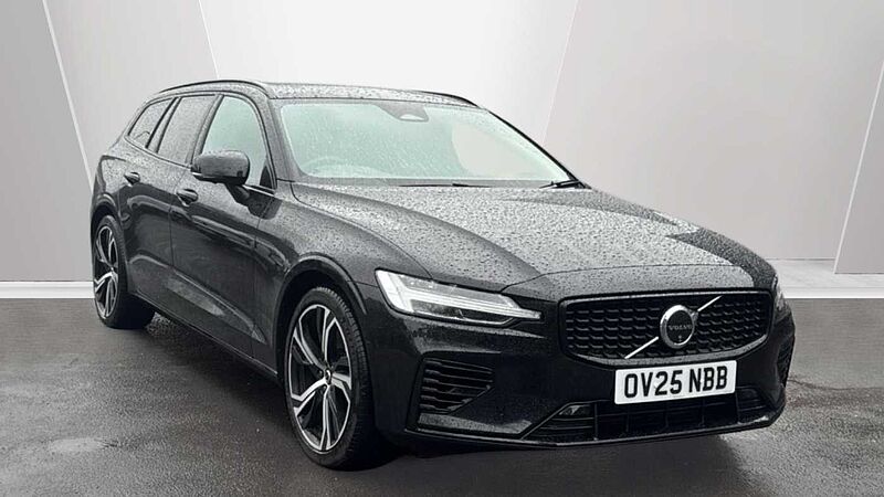 Volvo V60 Ultra, T8 AWD Plug-in hybrid, Electric/Petrol, Dark