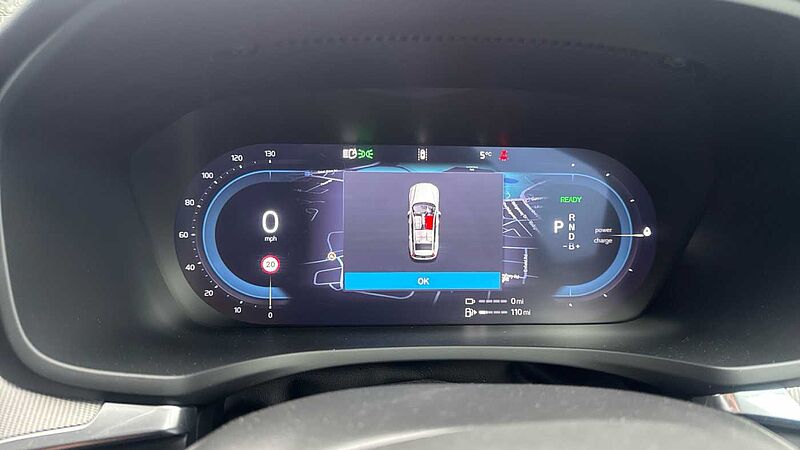 Volvo V60 Ultra, T8 AWD Plug-in hybrid, Electric/Petrol, Dark