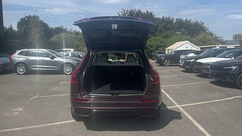 Volvo XC60 Ultra, T8 AWD Plug-in hybrid, Electric/Petrol, Dark