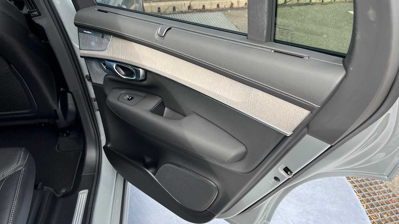 Volvo XC90 2.0 T8 Phev Ultra Dark 5Dr AWD Geartronic Estate