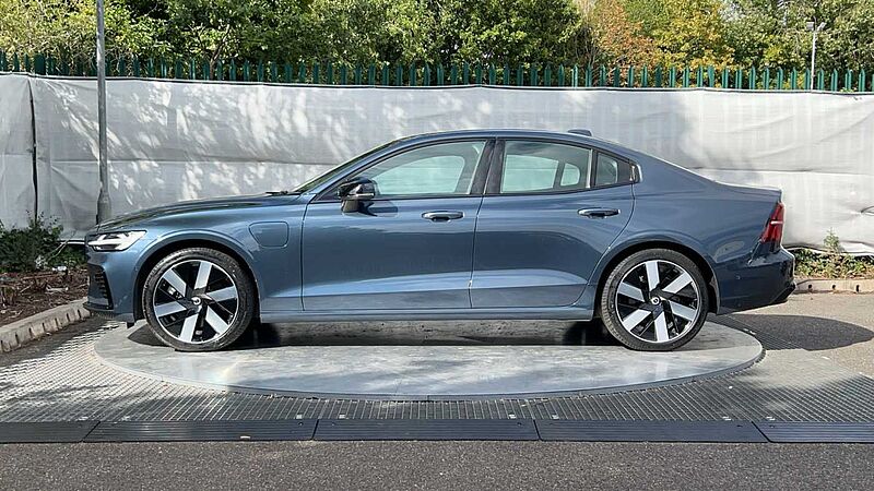 Volvo S60 2.0 T8 [455] RC PHEV Ultimate Dark 4dr AWD Auto