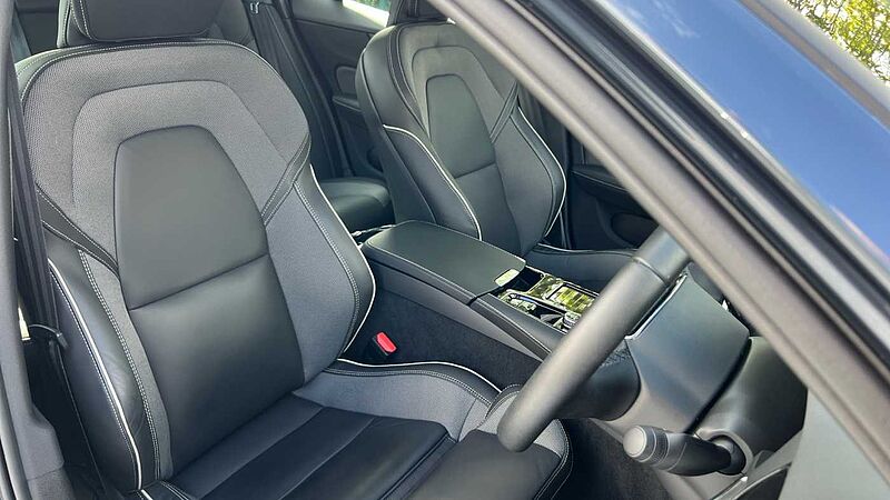 Volvo S60 2.0 T8 [455] RC PHEV Ultimate Dark 4dr AWD Auto
