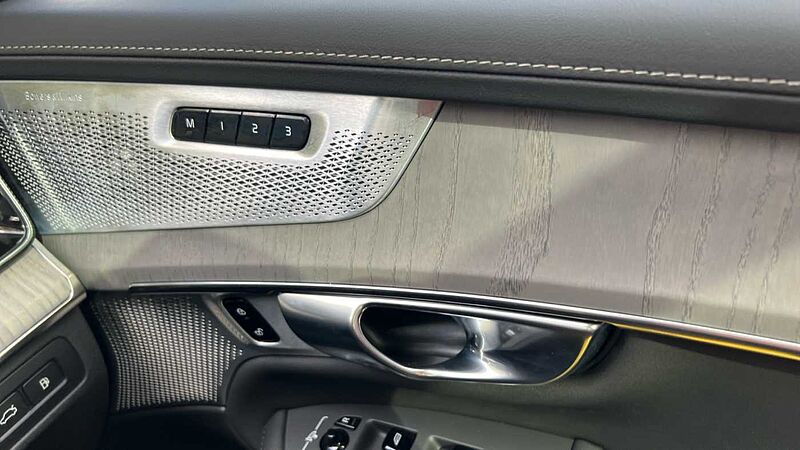 Volvo XC90 2.0 T8 Phev Ultra Dark 5Dr AWD Geartronic Estate