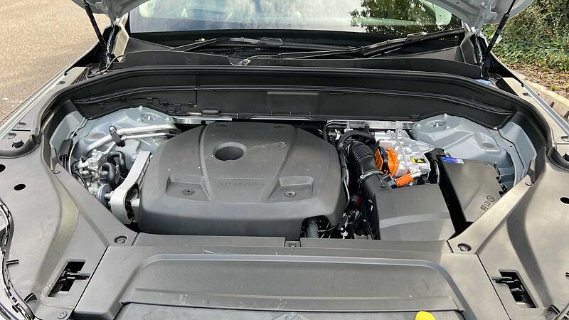Volvo XC90 2.0 T8 Phev Ultra Dark 5Dr AWD Geartronic Estate