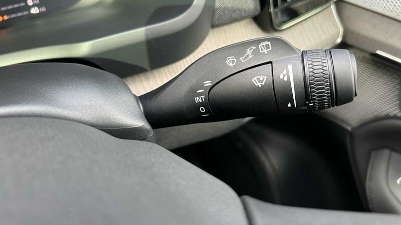 Volvo XC90 2.0 T8 Phev Ultra Dark 5Dr AWD Geartronic Estate