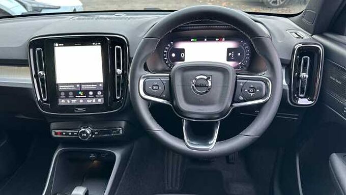 Volvo XC40 B4 (194BHP) Black Edition Ultra Mild Hybrid - (Harman & Kardon)