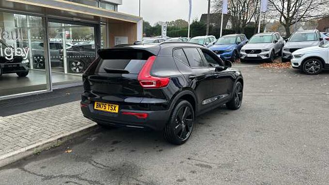 Volvo XC40 B4 (194BHP) Black Edition Ultra Mild Hybrid - (Harman & Kardon)