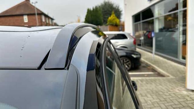 Volvo XC40 B4 (194BHP) Black Edition Ultra Mild Hybrid - (Harman & Kardon)