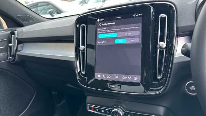 Volvo XC40 B4 (194BHP) Black Edition Ultra Mild Hybrid - (Harman & Kardon)