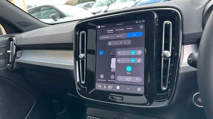 Volvo XC40 B4 (194BHP) Black Edition Ultra Mild Hybrid - (Harman & Kardon)