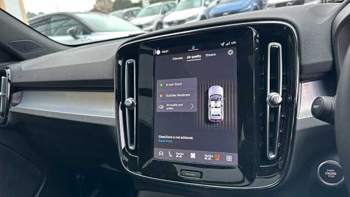 Volvo XC40 B4 (194BHP) Black Edition Ultra Mild Hybrid - (Harman & Kardon)