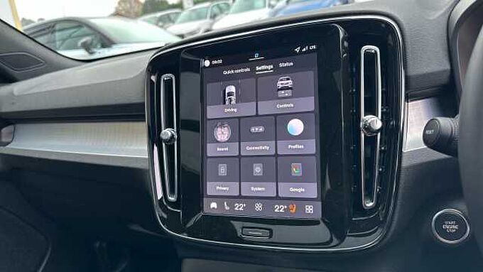 Volvo XC40 B4 (194BHP) Black Edition Ultra Mild Hybrid - (Harman & Kardon)